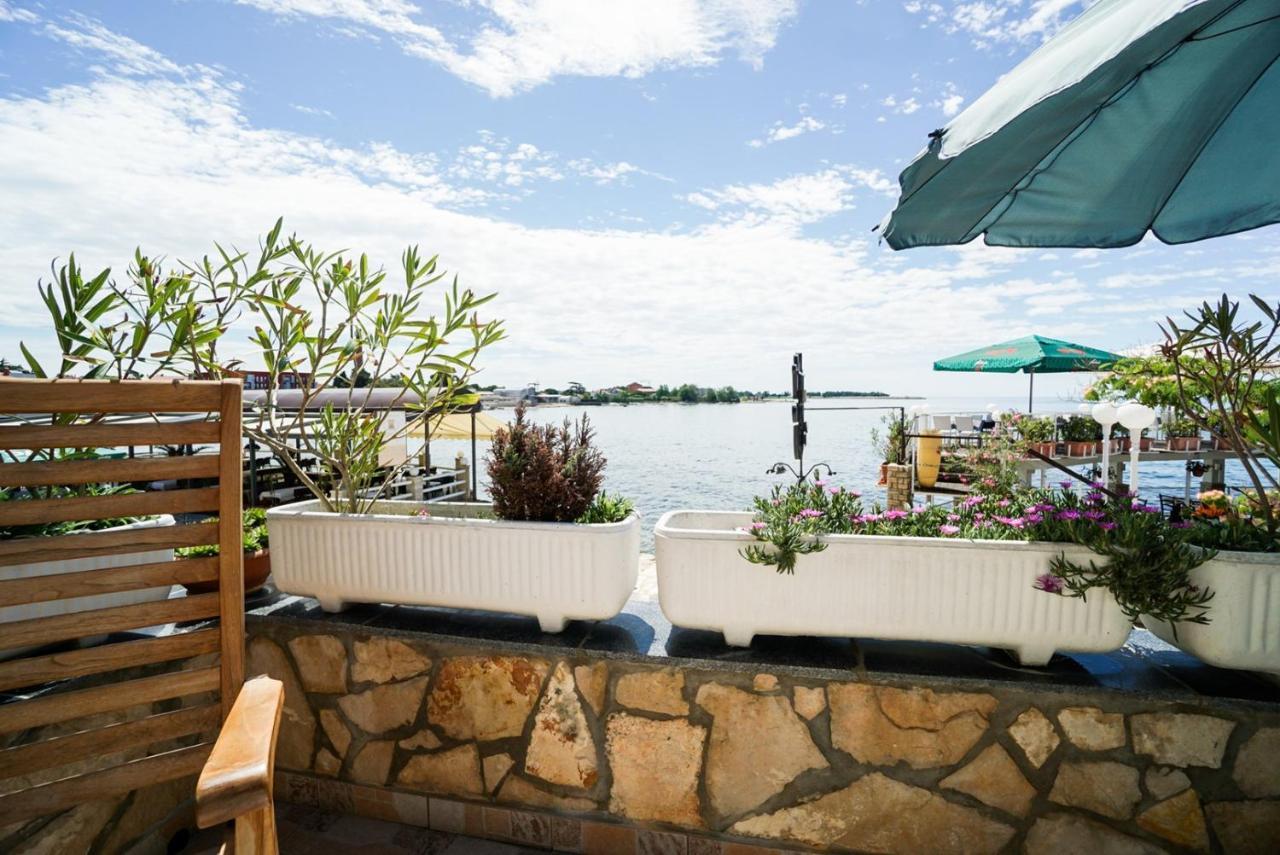 Sea view apartment Umag 1 Exterior foto